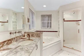 Ocean Ave Seaside Cottage - Image 2
