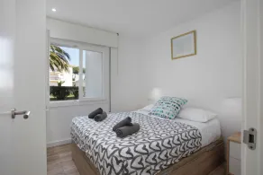 Apartment with pool and parking. Ground floor with garden - Image 5