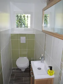 Dans le Var bas de villa plain- pied sur grand jardin avec entrée séparée - Image 3