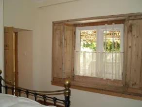 Spacious Period Home With Private Walled Courtyard - Image 5
