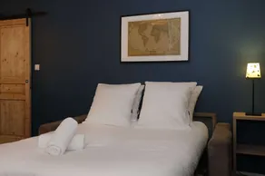 Suite Cosy Flat Senlis Hyper-Centre with Private Sauna - Image 5