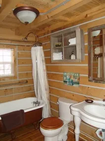 Sassafras Ridge Log Cabin by Garden of the Gods in the Shawnee National Forest - Image 3