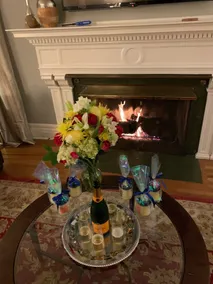 Stunning, Large, Beautifully Decorated Home in Downtown Lodi with Spa Amenities - Image 2