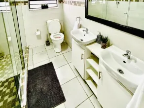 Rolem Guest House - Image 5