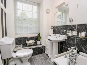 The Bolt Hole - Image 2