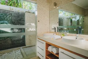 Deep Blue Villa Umeanyar - Image 4