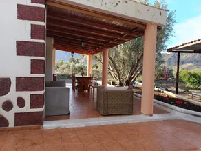 Country house among palm and olive trees. - Image 5