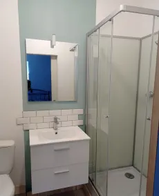 newly renovated comfortable spacious studio - Image 2