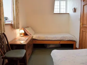 2 bedroom accommodation in Manordeilo, near Llandeilo - Image 5