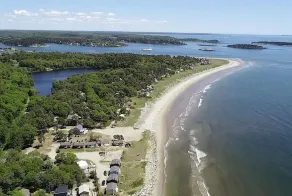 Charming Beach Cottage on Popham Beach - Image 3