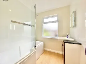 Alojamiento de 2 habitaciones en Winchester - Image 4