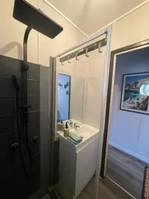 Lovely 3 Bedder Condo with Trailer parking space in Kallangur - Image 4