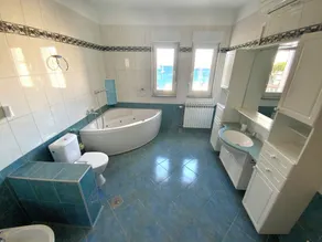 Olive House - Image 3
