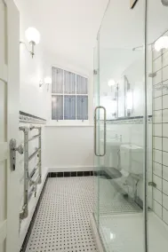 Sea-facing Art Deco Apartment - Image 4