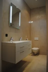 5 chambres, 6 salles de bains, parking, à 500 m du Negresco et à 100 m de la mer - Image 4