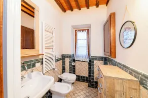 Home with pool and views in Chianti near Florence - Image 2