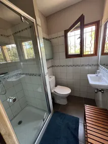 Beautiful villa with sea view, 2.5km from the beach, in the heart of nature - Image 3