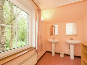 Glorious Holiday Home in Wéris with Hot Tub - Image 2
