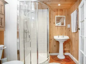 Alojamiento de 3 habitaciones en The Lizard, near Falmouth - Image 3