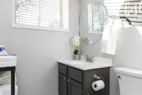 Convenient| Business and Family Friendly Home - Image 5