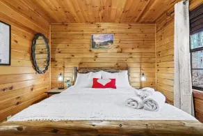 Mountain view cabin near Ellijay w/ hot tub! - Image 5