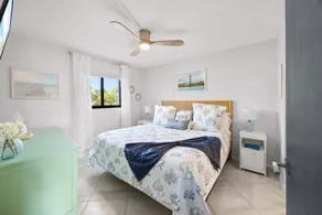 Comfy Waterfront Condo at Tennisplace Sanibel - Image 4