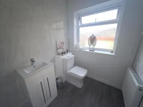 Mid Street Retreat, Steps from the Beach, Whitehaven - Image 2