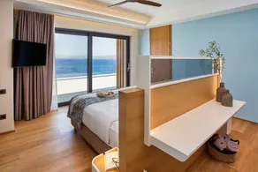 Chef included by Fantasia Villas: Villa Hyperion - Image 3