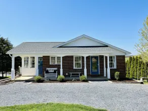 Family friendly house close to college campuses, hiking, Massanutten, and more. - Image 5