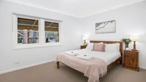 Bluewater - riverfront location with water views - Image 5