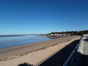 Fouras La Grande Plage - Image 4