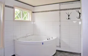 Skønt hus i Vittaryd med sauna - Image 4