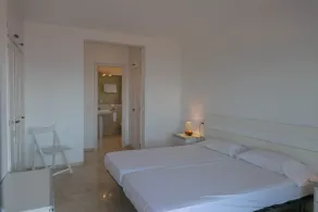 3 bedroom apartment in Aiguafreda Begur. Terrace panoramic views pool. Ref:H23 - Image 5