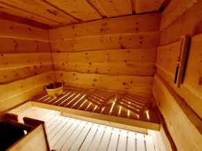 Edelweiss romantic suite with fireplace & Swiss stone pine sauna - Image 2