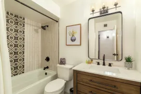 Beverly Scottsdale - Image 2