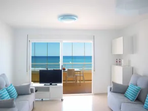 Spectacular Beachfront - Image 2