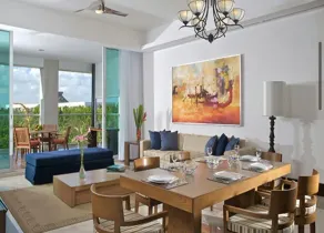 A Luxury Paradise with Fantastic Entertainment - Image 5