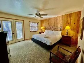 C12 - Luxury, loft, log-sided two bedroom Harbor North cottage on Lake Ouachita - Image 5