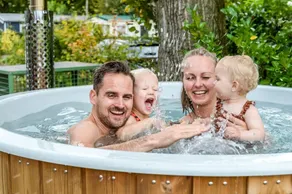 A lodge with hot tub and views over the Regge River. A sales pitch is really not necessary. - Image 2