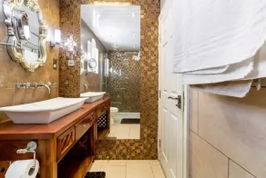 Ocho Rios Luxury 1 Bed Modern Appartment With Wifi/Pool/AC - Image 3