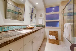 Experience coastal charm near Moonlight State Beach - Image 5