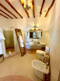 Mawe Zuri Resort  - Image 3