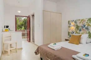 Pyrgaraki Studio for 2 guests, 50m from the beach! - Image 5