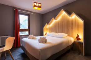 Chambre Cosy! Parfait pour Travail à Distance | By LeaveTown - Image 4