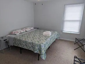Cozy Rustic 2BR Retreat Near Park and Lakes - Image 5