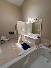 5 Schlafzimmer / 5 Badezimmer großes abgeschiedenes Grundstück auf über einem Hektar - Image 3