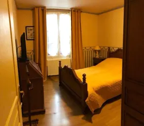 Charmerende bondegård renoveret i Langres land med meget stor have og stald - Image 5