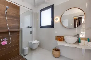 Selena One Luxury Villa with private swimming pool - Image 2