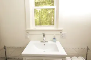 Fernwood Cottage A Poconos Retreat - Image 3