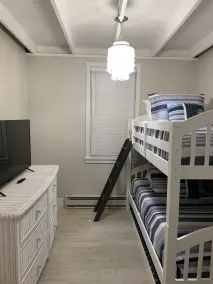 Beach Cottage - Image 3